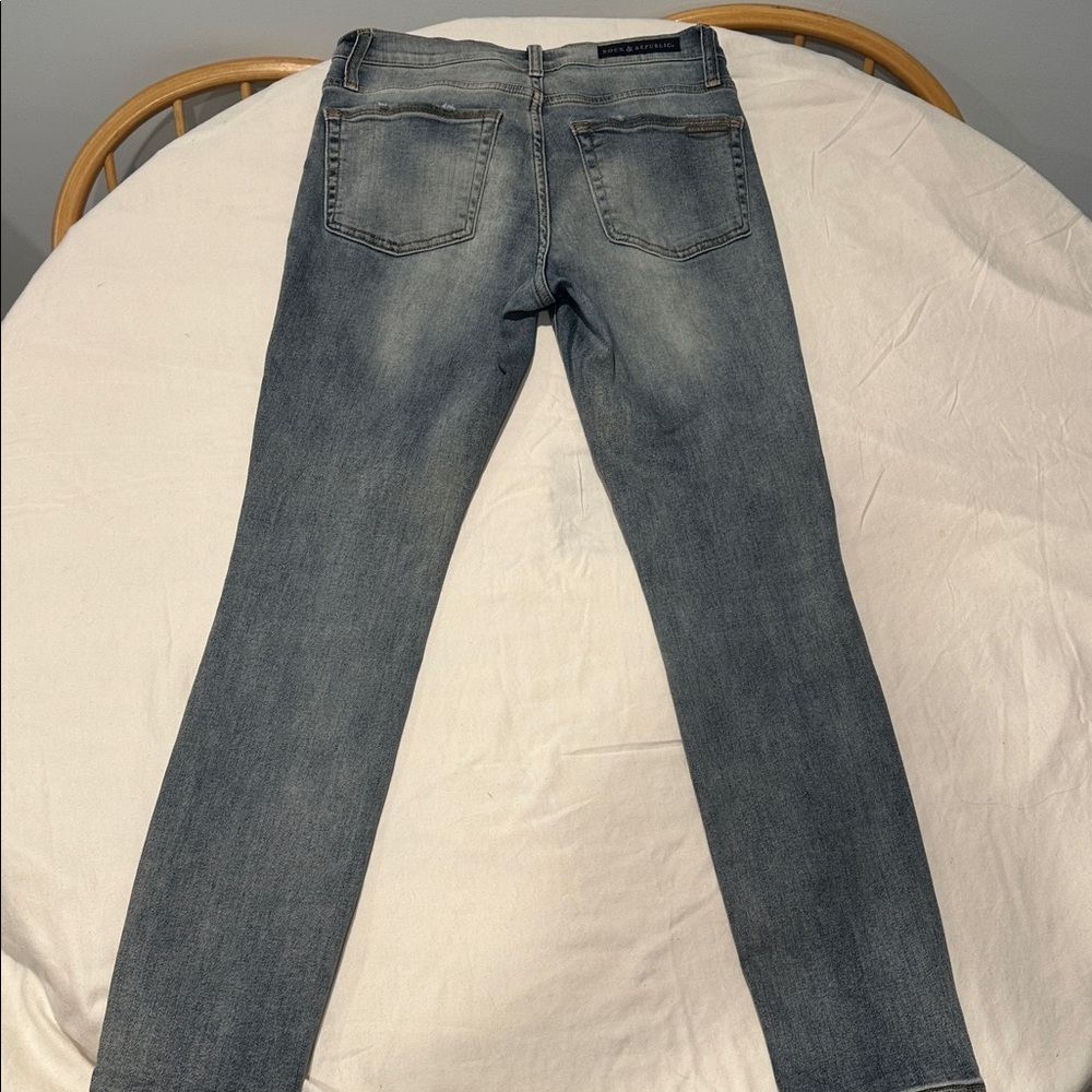 Rock & Republic “Berlin” Skinny Jeans – Light Wash – Size 6M - Picture 5 of 8